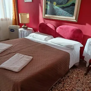https://princess-guest-house.hotelinveneto.com